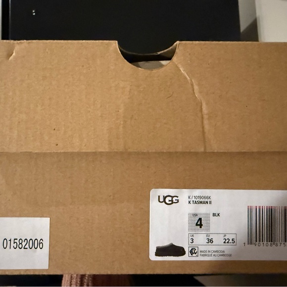 UGG Black Suede Slip-On Shoes - Picture 4 of 4